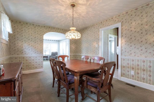 561 BELLEVUE AVE, Penndel, PA 19047