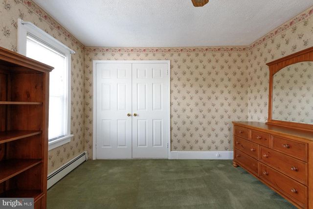561 BELLEVUE AVE, Penndel, PA 19047