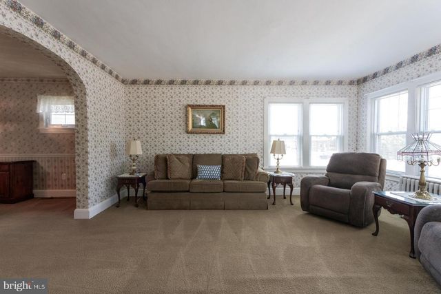 561 BELLEVUE AVE, Penndel, PA 19047