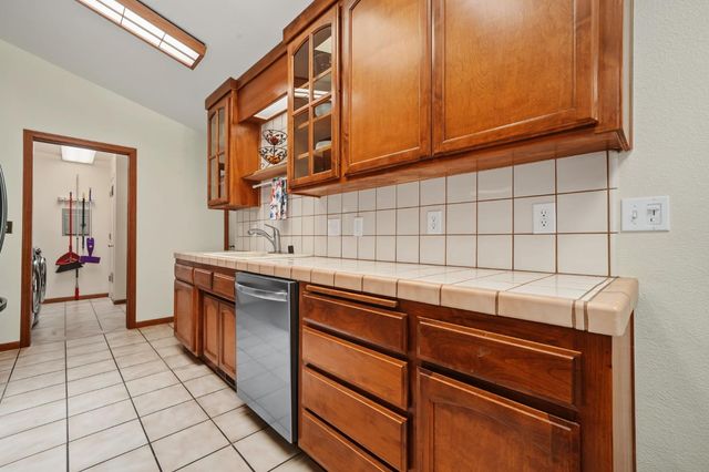 17000 Nina Ln, Fiddletown, CA 95629