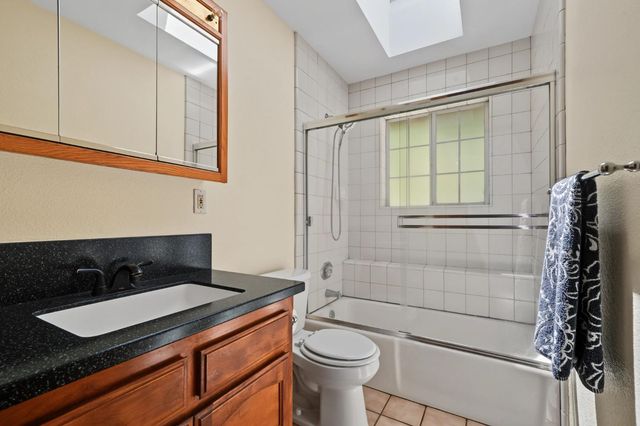 17000 Nina Ln, Fiddletown, CA 95629