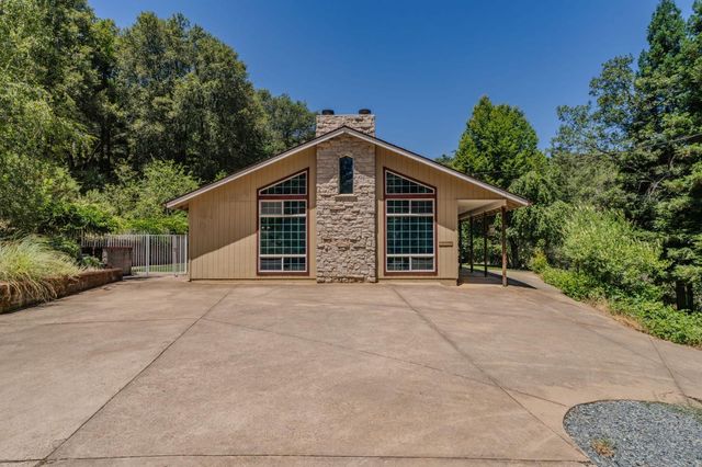 17000 Nina Ln, Fiddletown, CA 95629