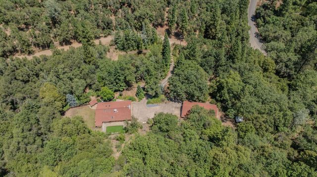 17000 Nina Ln, Fiddletown, CA 95629