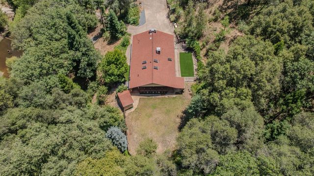 17000 Nina Ln, Fiddletown, CA 95629