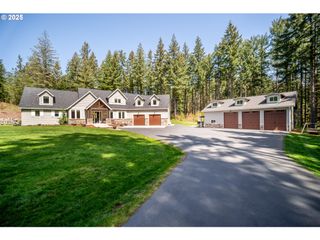 411 FIVE PEAKS Dr, Kalama, WA 98625