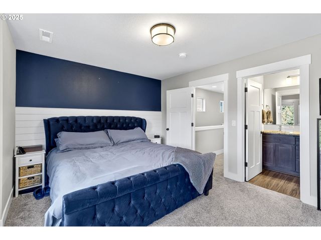 16825 CHULA VISTA Ave, Sandy, OR 97055