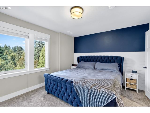 16825 CHULA VISTA Ave, Sandy, OR 97055