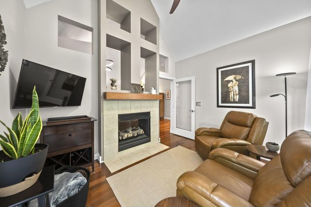 215 Ironclad Drive, Columbus, OH 43213