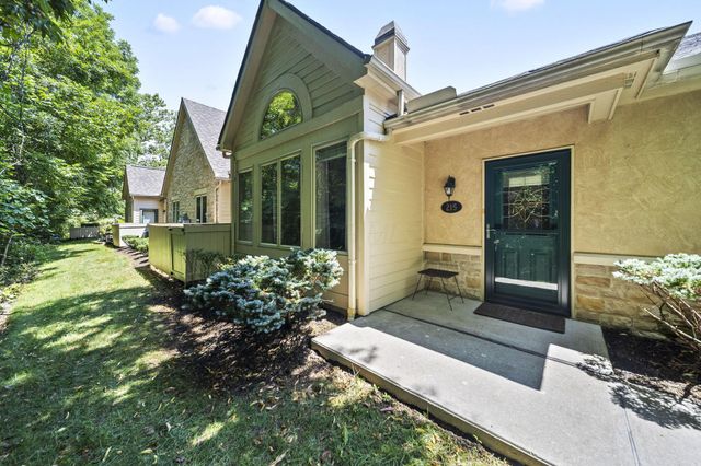 215 Ironclad Drive, Columbus, OH 43213