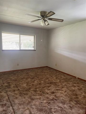 2324 14th Avenue N, Texas City, TX 77590