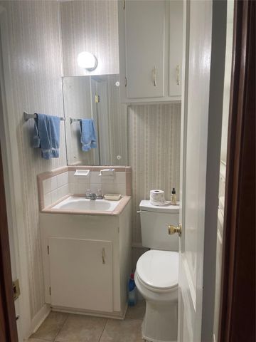 2324 14th Avenue N, Texas City, TX 77590