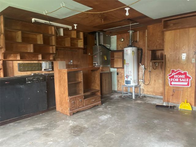 2324 14th Avenue N, Texas City, TX 77590