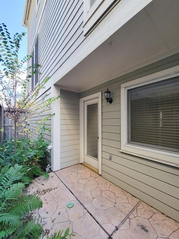 2208 Taft Street, Houston, TX 77006