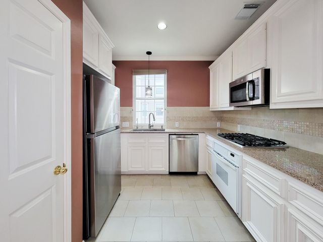 2208 Taft Street, Houston, TX 77006