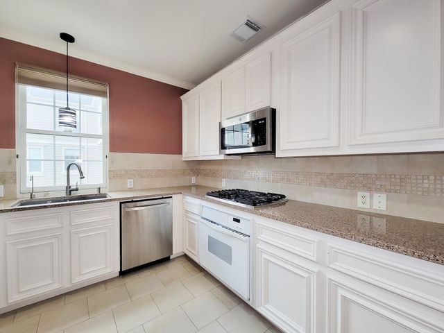 2208 Taft Street, Houston, TX 77006