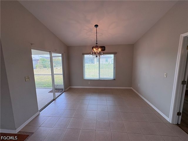 1417 NE 4th PL, Cape Coral, FL 33909