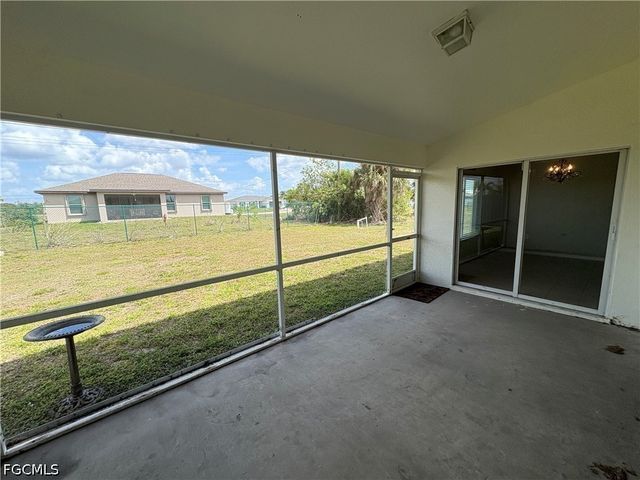 1417 NE 4th PL, Cape Coral, FL 33909