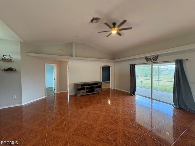 1417 NE 4th PL, Cape Coral, FL 33909