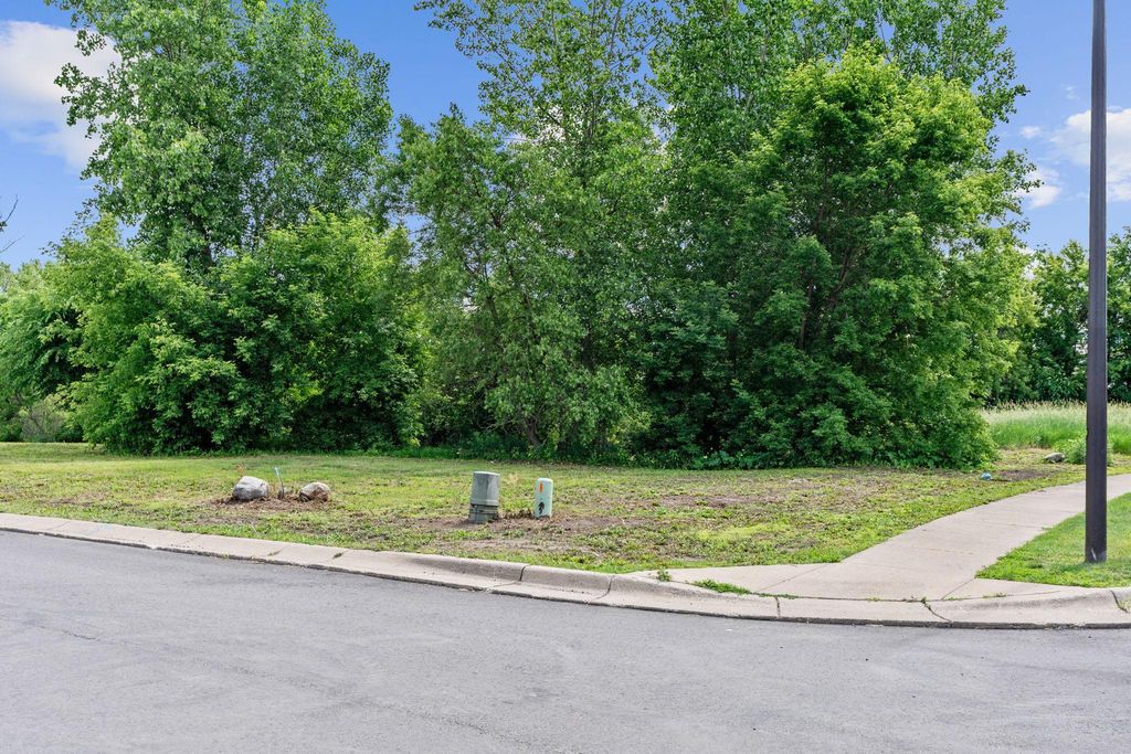 7627 Fox Creek Court, Greenfield, MN 55373 — photo 4