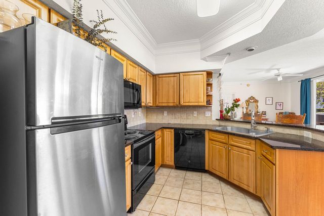 2012 Alta Meadows Lane 111, Delray Beach, FL 33444