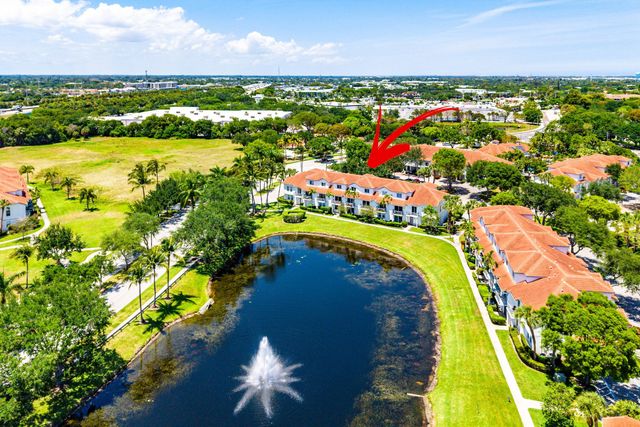 2012 Alta Meadows Lane 111, Delray Beach, FL 33444