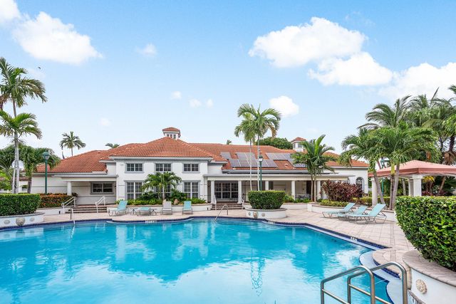 2012 Alta Meadows Lane 111, Delray Beach, FL 33444