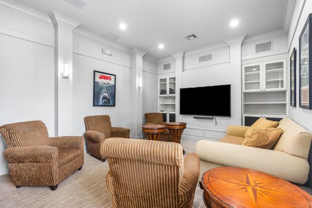 2012 Alta Meadows Lane 111, Delray Beach, FL 33444
