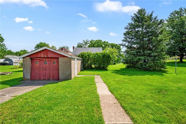 210 Margaret Ave, Hempfield Twp, PA 15644