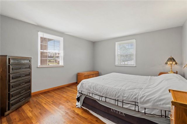 210 Margaret Ave, Hempfield Twp, PA 15644