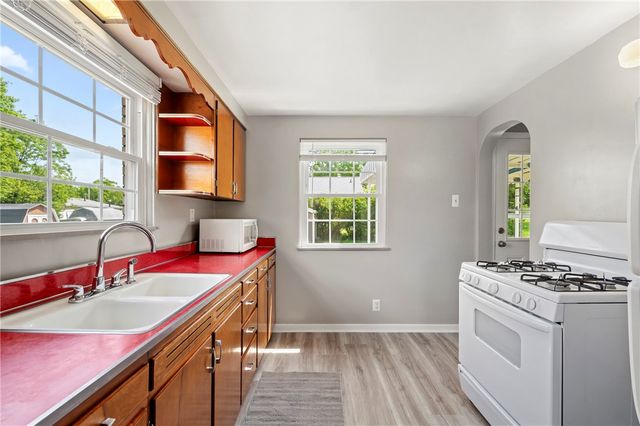210 Margaret Ave, Hempfield Twp, PA 15644