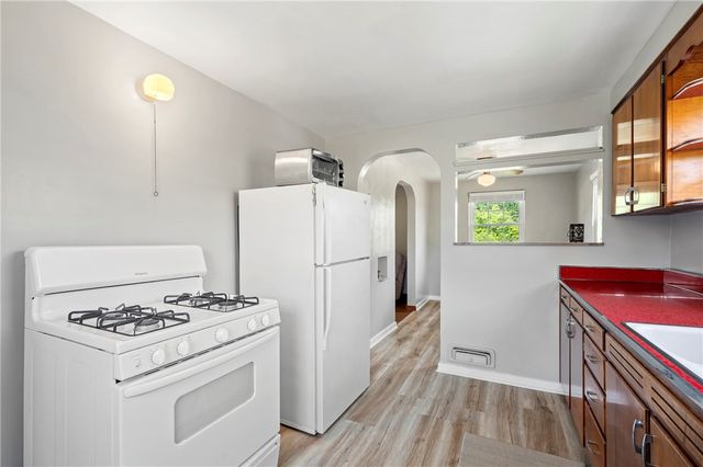 210 Margaret Ave, Hempfield Twp, PA 15644