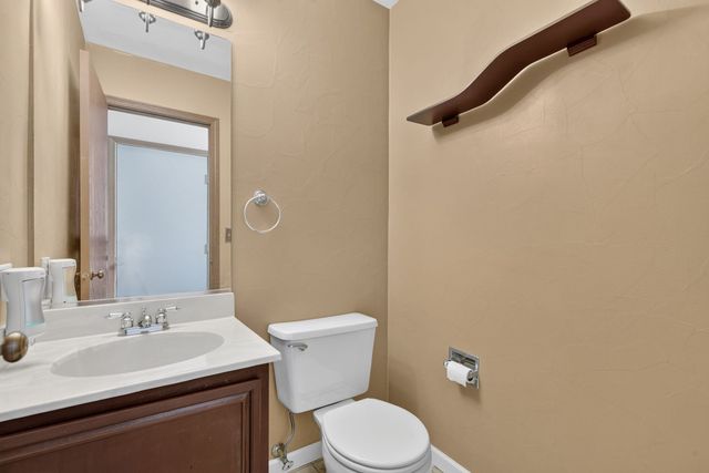 667 Harvest Drive, Bolingbrook, IL 60490