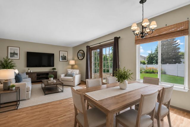 667 Harvest Drive, Bolingbrook, IL 60490
