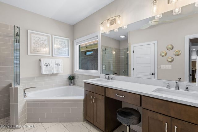 1410 Coolhouse Way, Louisville, KY 40223