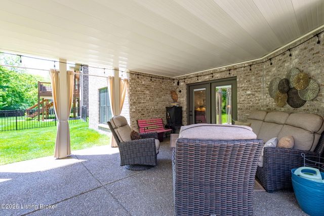 1410 Coolhouse Way, Louisville, KY 40223