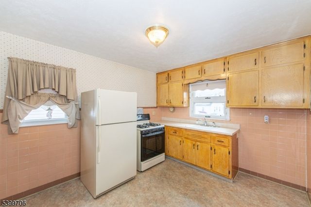 18 Birch St, Bloomfield Twp., NJ 07003