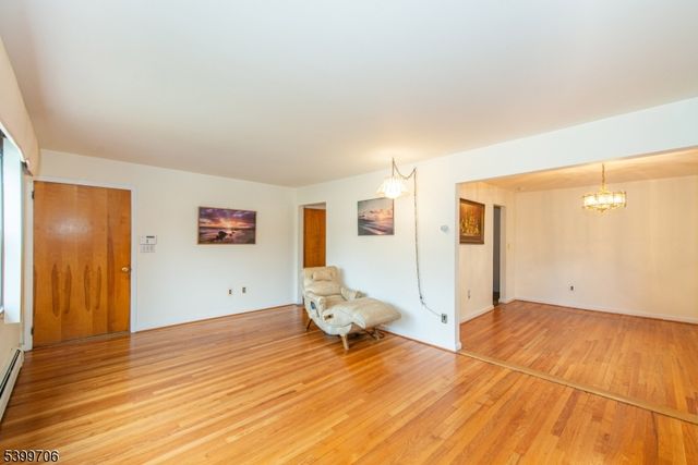 18 Birch St, Bloomfield Twp., NJ 07003