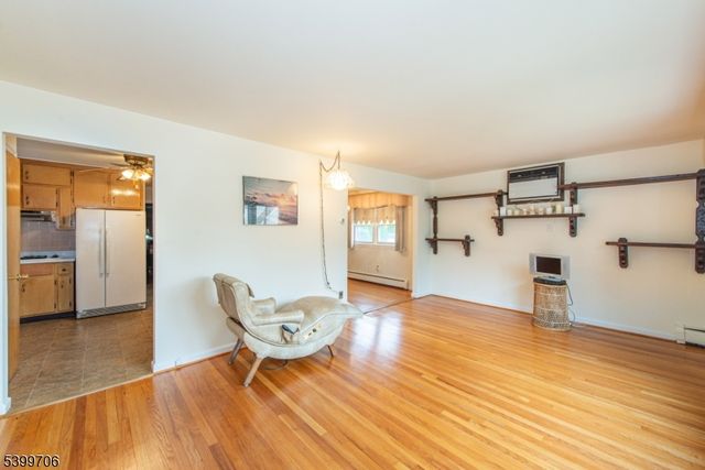 18 Birch St, Bloomfield Twp., NJ 07003