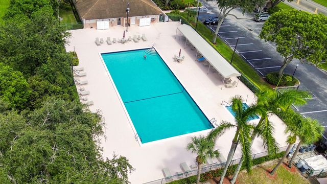 8343 Springlake Drive, Boca Raton, FL 33496