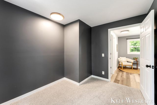 10019 10 Mile Road Ne, Oakfield Twp, MI 49341