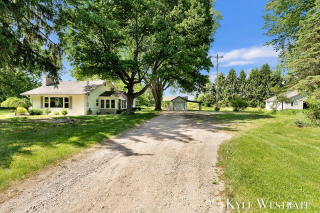 10019 10 Mile Road Ne, Oakfield Twp, MI 49341