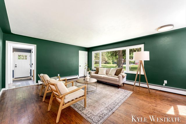 10019 10 Mile Road Ne, Oakfield Twp, MI 49341