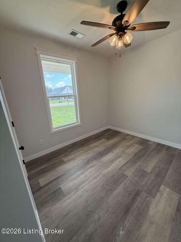 36 Robert Allen Ln, Brandenburg, KY 40108