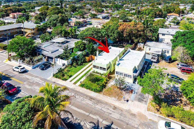 921 S M Street, Lake Worth Beach, FL 33460