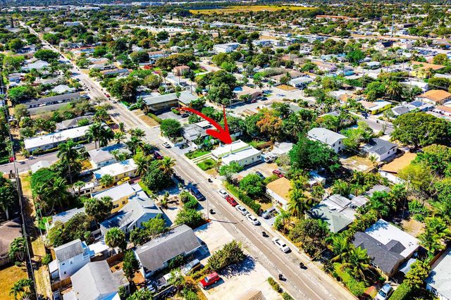 921 S M Street, Lake Worth Beach, FL 33460