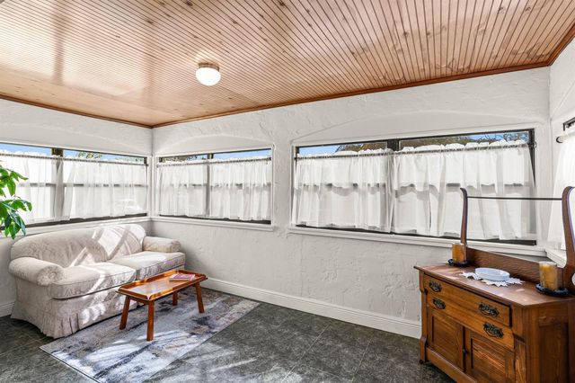 921 S M Street, Lake Worth Beach, FL 33460