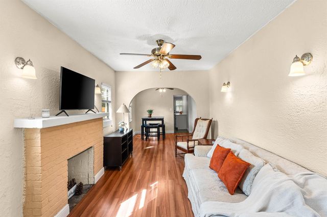 921 S M Street, Lake Worth Beach, FL 33460