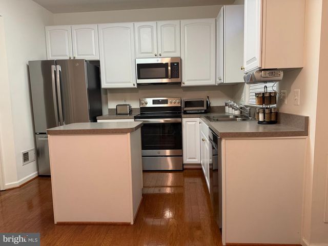 9846 MAITLAND LOOP, Bristow, VA 20136