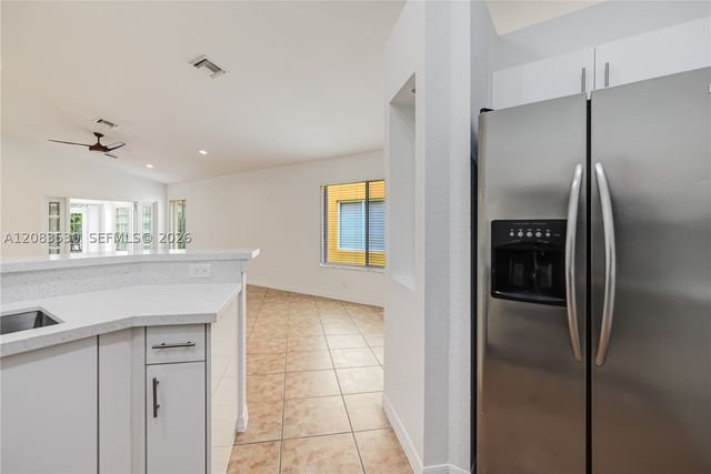 1509 Canary Island Dr, Weston, FL 33327