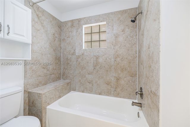 1509 Canary Island Dr, Weston, FL 33327